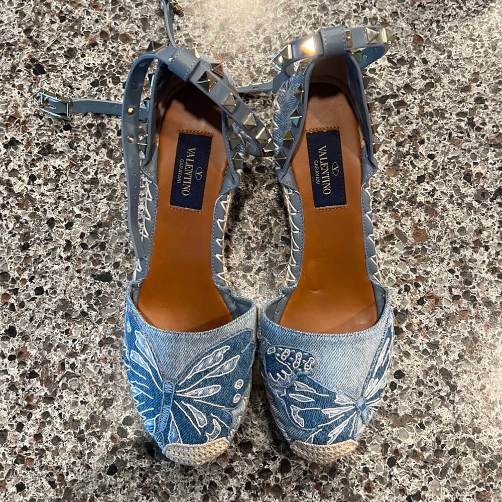 VALENTINO Summer Wedges